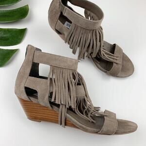 Steve Madden Amaaya Fringe Sandals Wedge Heel Tan Suede Women's 6.5